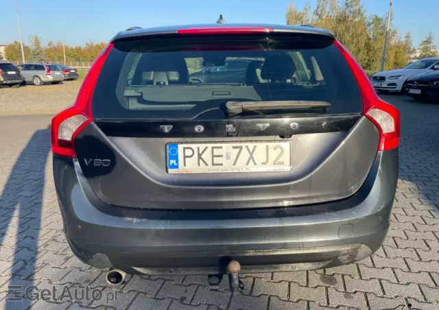 VOLVO V60 Summum