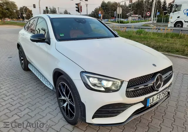 MERCEDES-BENZ GLC 4Matic 9G-TRONIC AMG Line