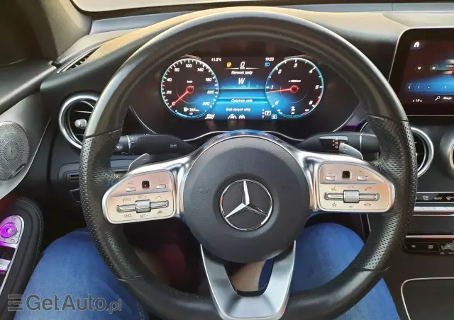 MERCEDES-BENZ GLC 4Matic 9G-TRONIC AMG Line