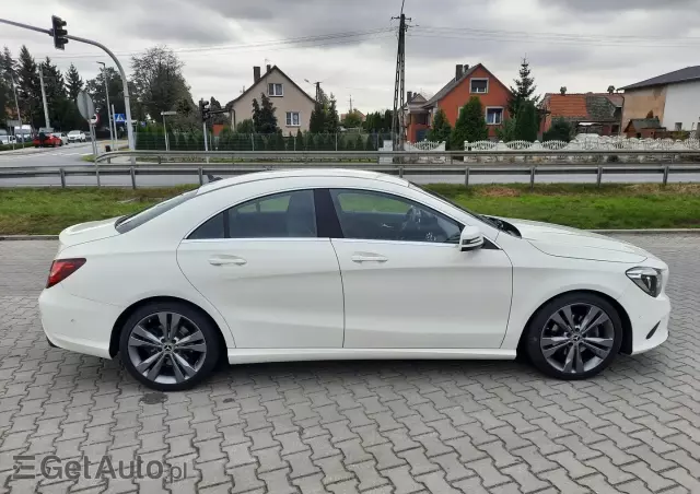 MERCEDES-BENZ CLA 