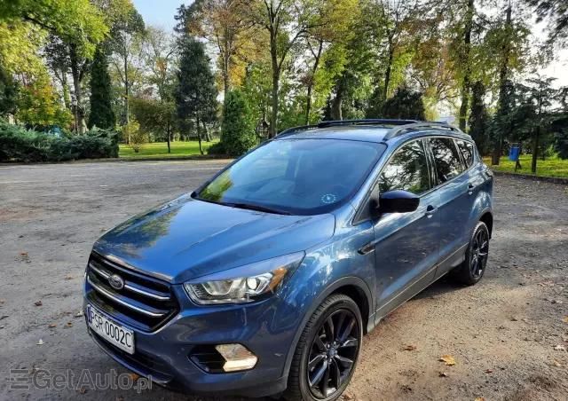 FORD Kuga Edition AWD