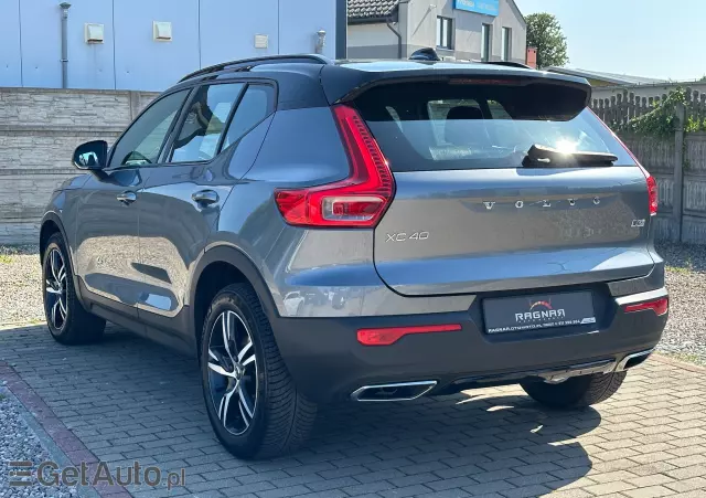 VOLVO XC40 D3 R-Design