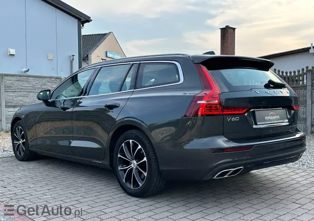 VOLVO V60 Momentum Getr