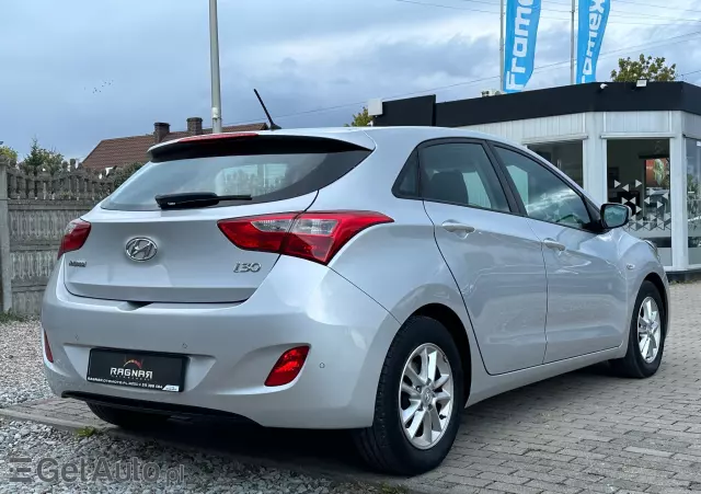 HYUNDAI I30 1.4 Fifa World Cup Edition