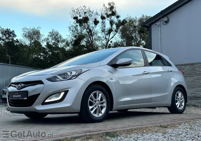 HYUNDAI I30 1.4 Fifa World Cup Edition