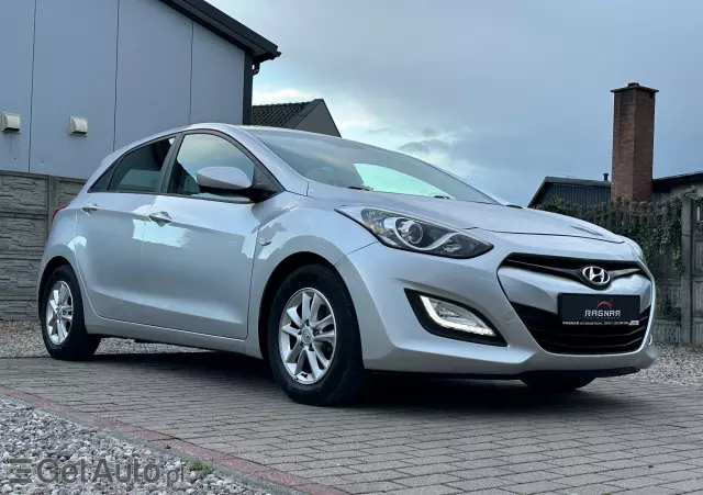 HYUNDAI I30 1.4 Fifa World Cup Edition