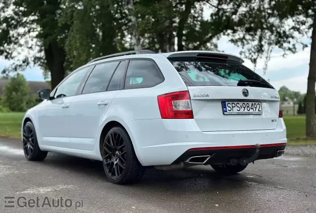 SKODA Octavia RS