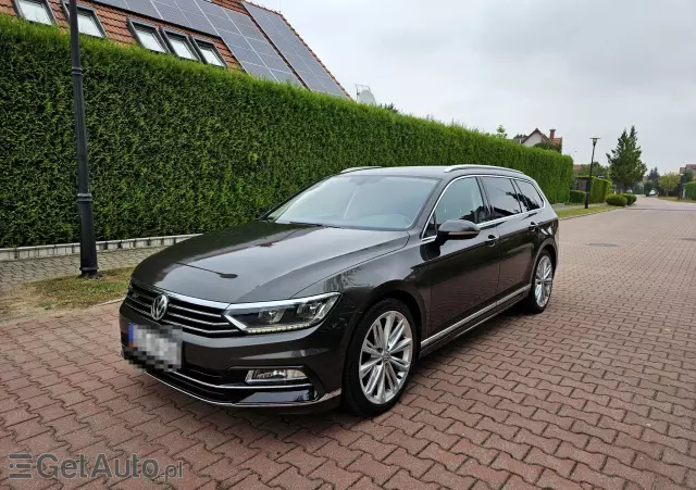 VOLKSWAGEN Passat Variant Highline DSG 