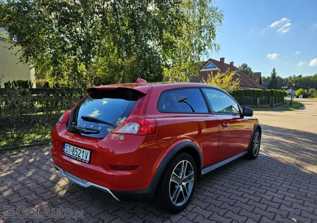 VOLVO C30 