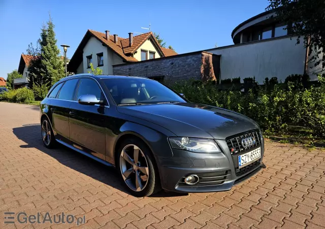 AUDI S4 Avant