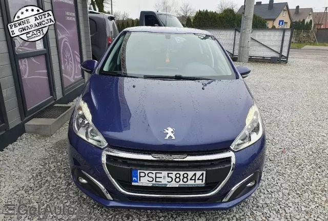 PEUGEOT 208 