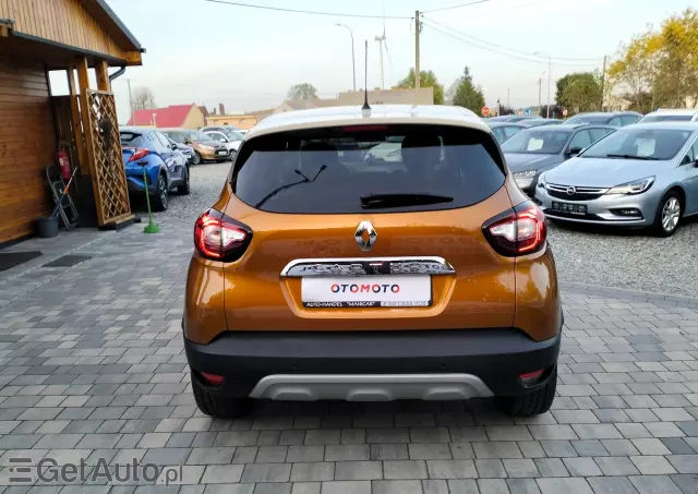 RENAULT Captur Initiale Paris