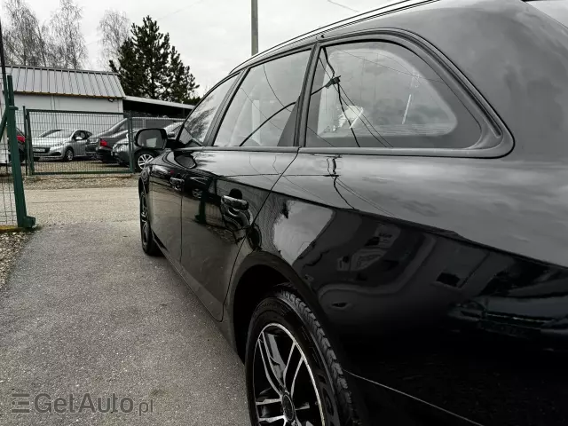 AUDI A4 Avant S tronic