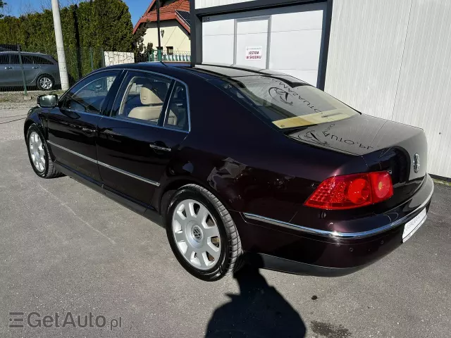 VOLKSWAGEN Phaeton 