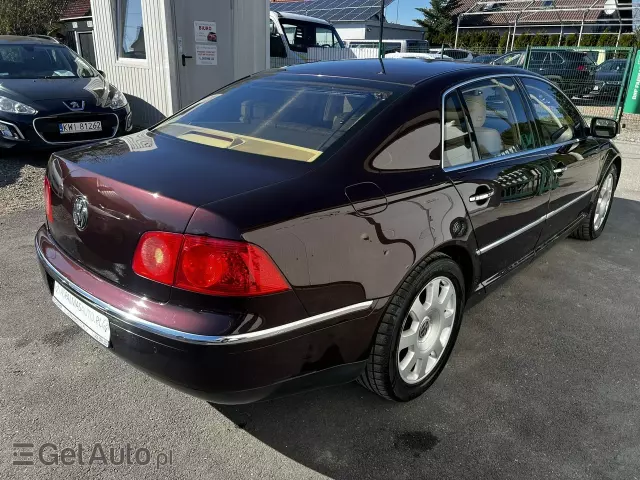 VOLKSWAGEN Phaeton 