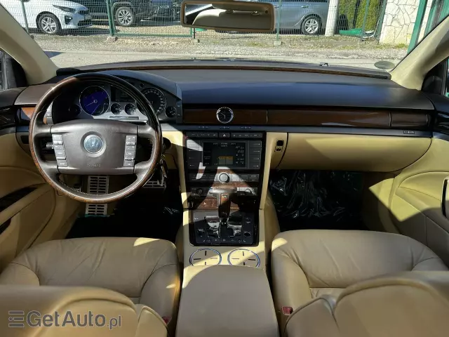 VOLKSWAGEN Phaeton 