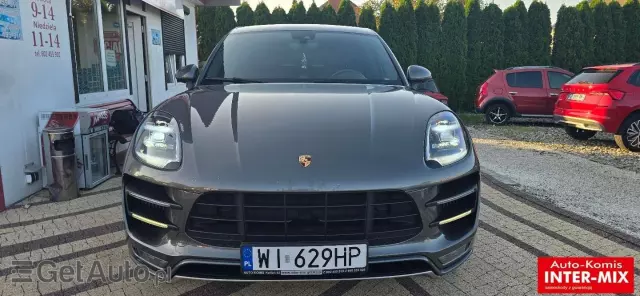 PORSCHE Macan Turbo