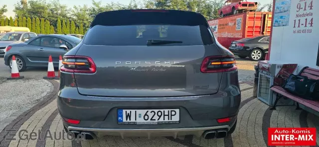 PORSCHE Macan Turbo