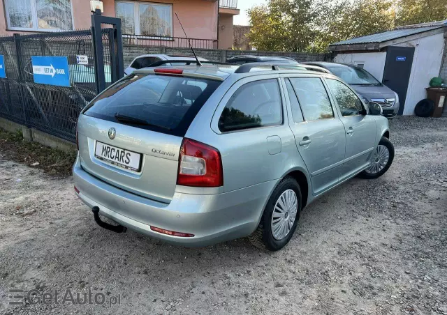 SKODA Octavia 