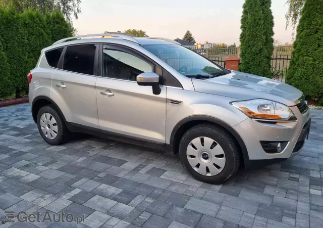 FORD Kuga Titanium 4WD