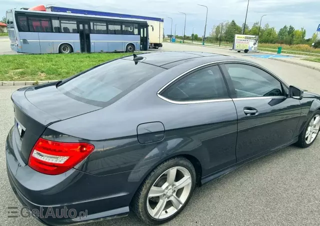 MERCEDES-BENZ Klasa C Coupe Sport 7G-TRONIC