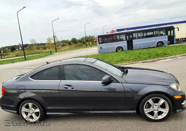 MERCEDES-BENZ Klasa C Coupe Sport 7G-TRONIC