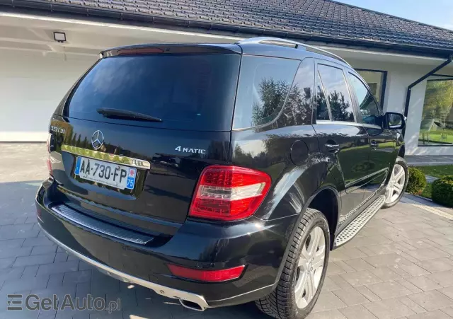 MERCEDES-BENZ ML 4Matic