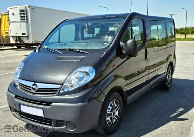 OPEL Vivaro 