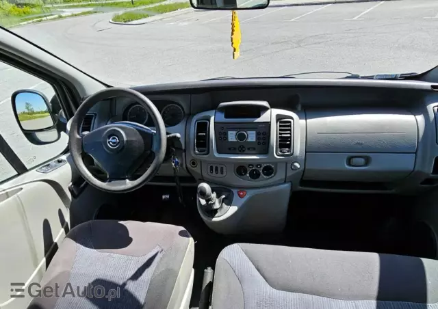 OPEL Vivaro 