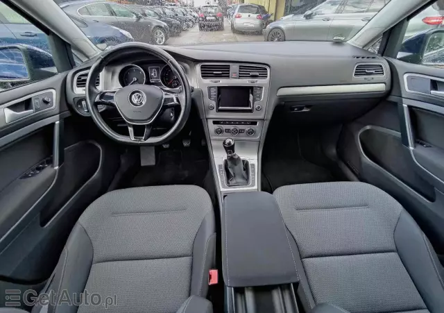 VOLKSWAGEN Golf Comfortline