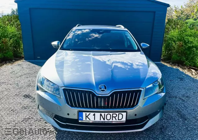 SKODA Superb Style 4x4 DSG