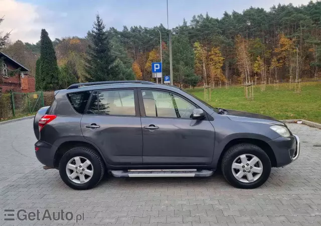 TOYOTA RAV4 2.0 4X2