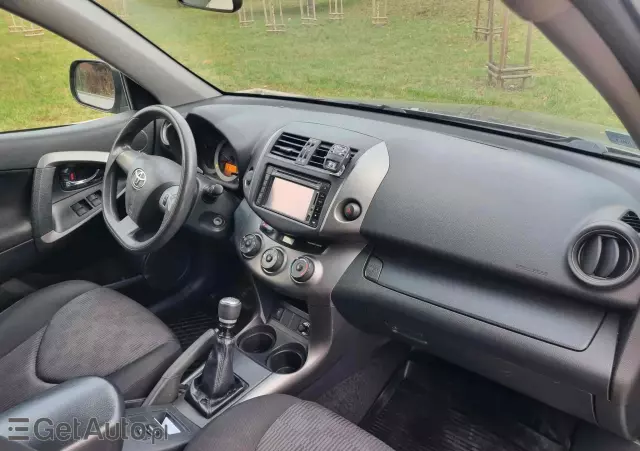 TOYOTA RAV4 2.0 4X2