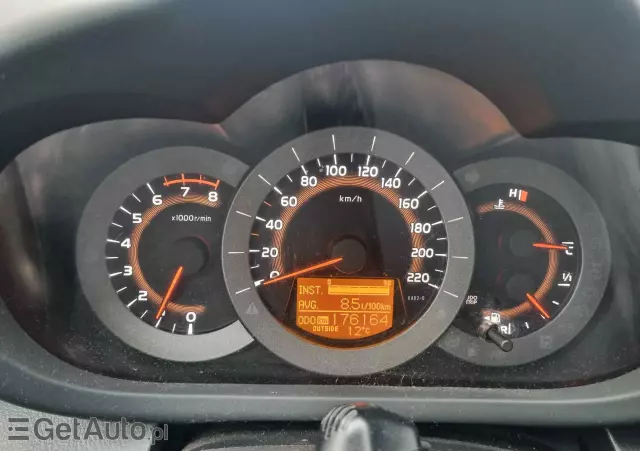 TOYOTA RAV4 2.0 4X2