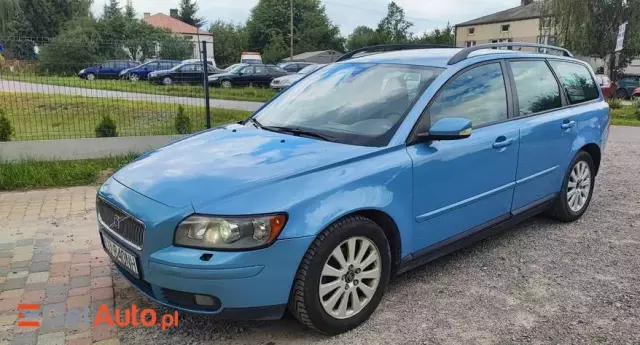 VOLVO V50 