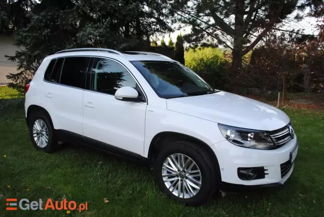 VOLKSWAGEN Tiguan Sport & Style