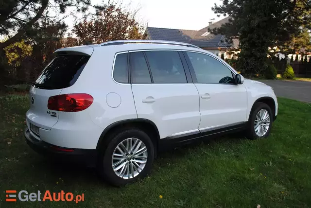 VOLKSWAGEN Tiguan Sport & Style