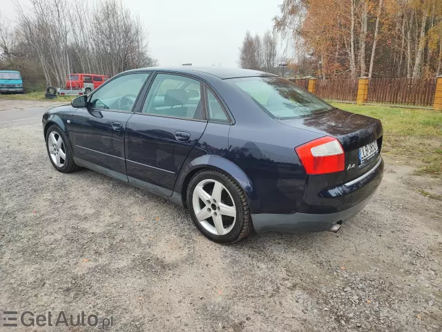 AUDI A4 T