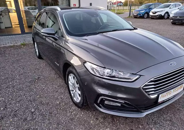 FORD Mondeo Titanium