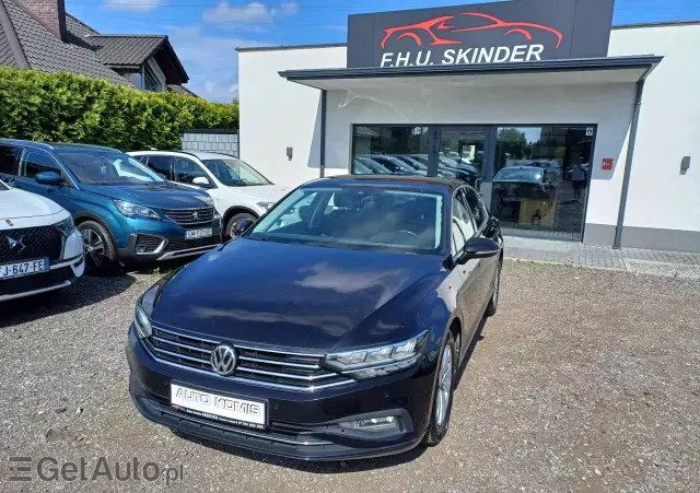 VOLKSWAGEN Passat COMFORTLINE DSG 1.6 TDI