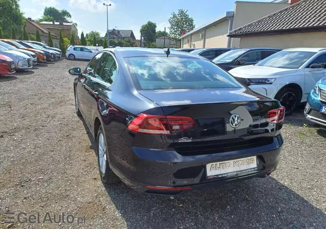 VOLKSWAGEN Passat COMFORTLINE DSG 1.6 TDI