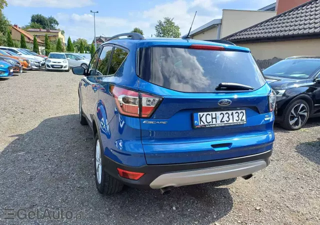 FORD Kuga Titanium AWD