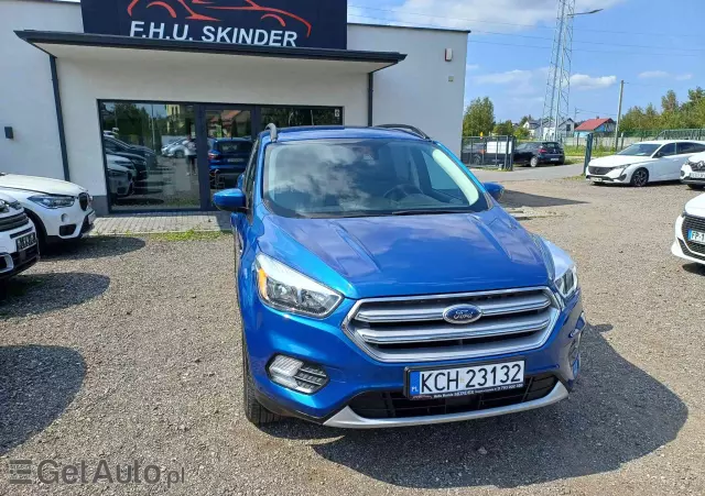 FORD Kuga Titanium AWD