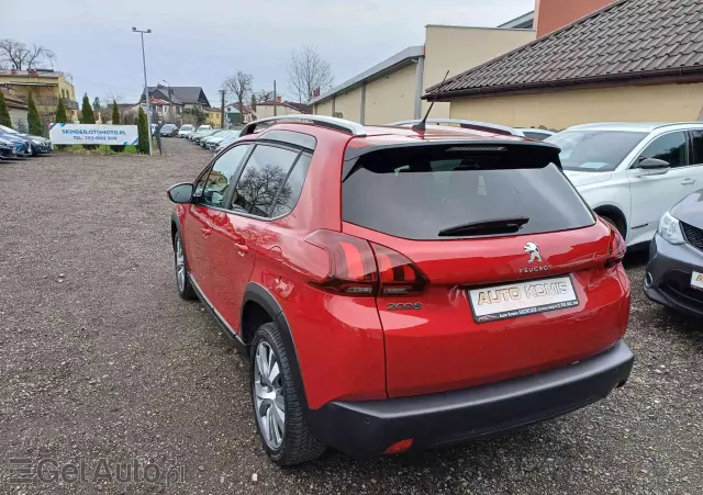 PEUGEOT 2008 Signature S&S