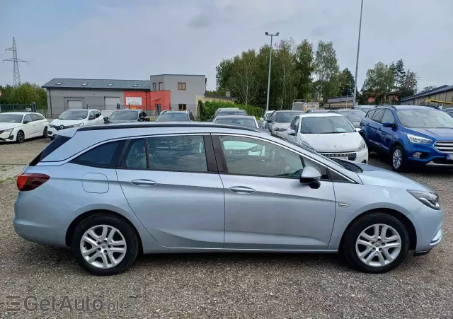 OPEL Astra 1.4 Turbo Innovation