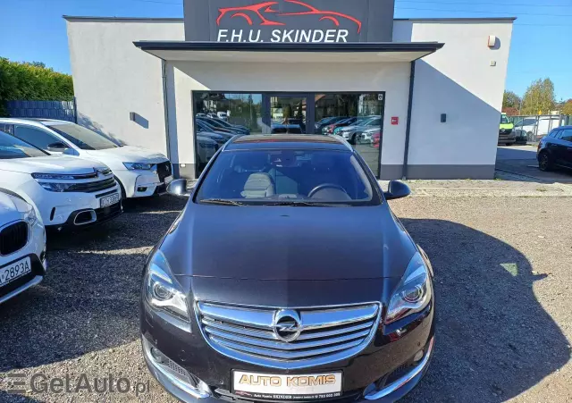 OPEL Insignia Aut.