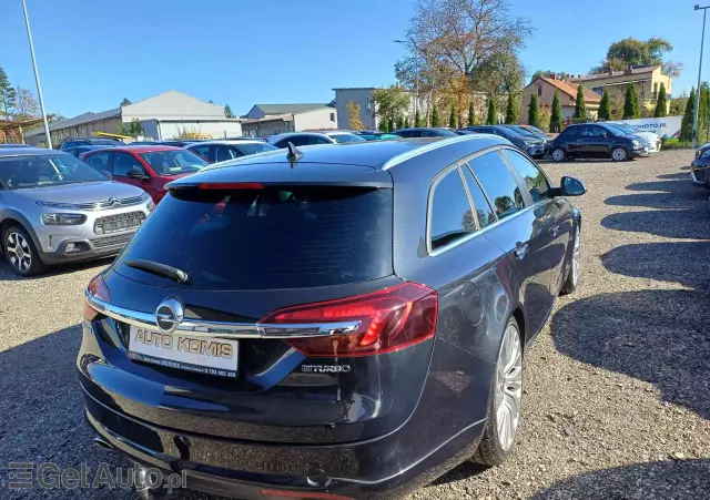 OPEL Insignia Aut.