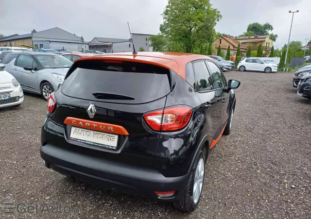 RENAULT Captur Color Ediotion