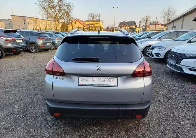 PEUGEOT 2008 Style