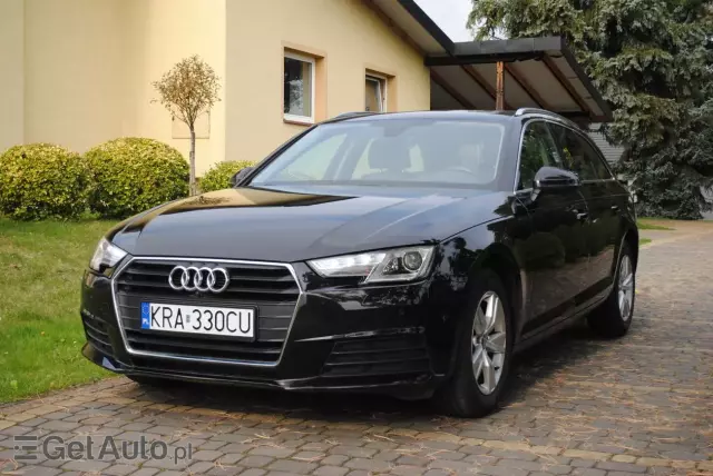 AUDI A4 Avant S tronic